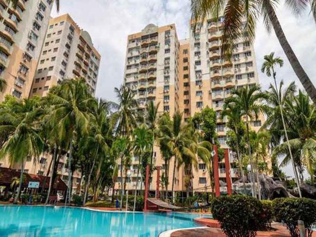 Apartment for sale in Malaka