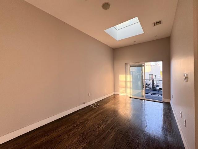 Room for rent in Kings County, New York