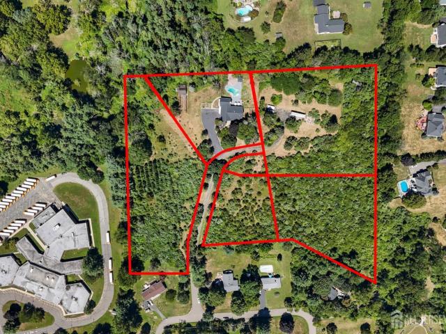 House for sale in Annandale, New Jersey