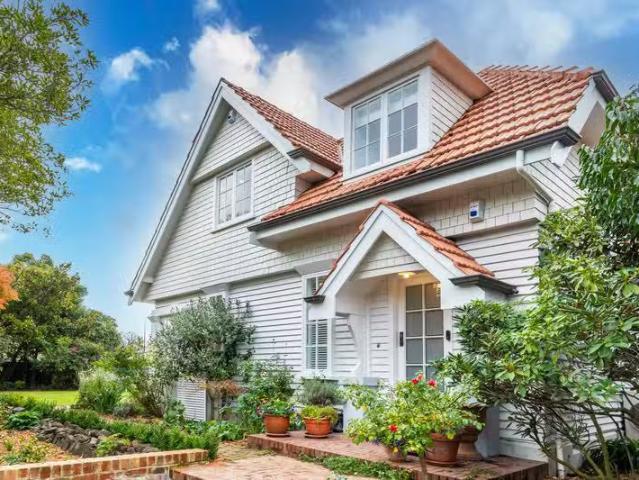 House for sale in Fendalton, Canterbury