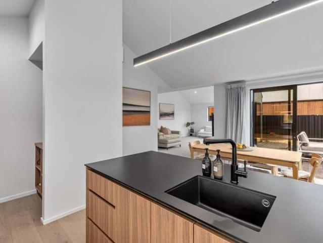 House for sale in Otakou