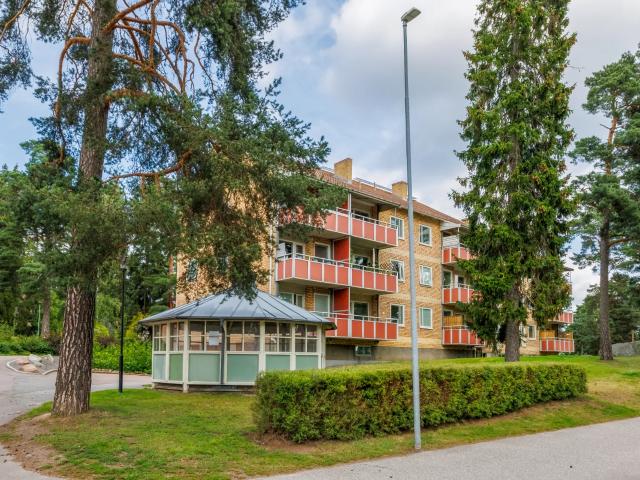 Lägenhet hyra i Lövboås, Hallstahammar