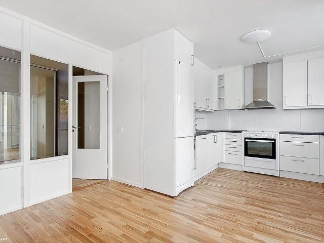 Lägenhet hyra i Haninge, Stockholm