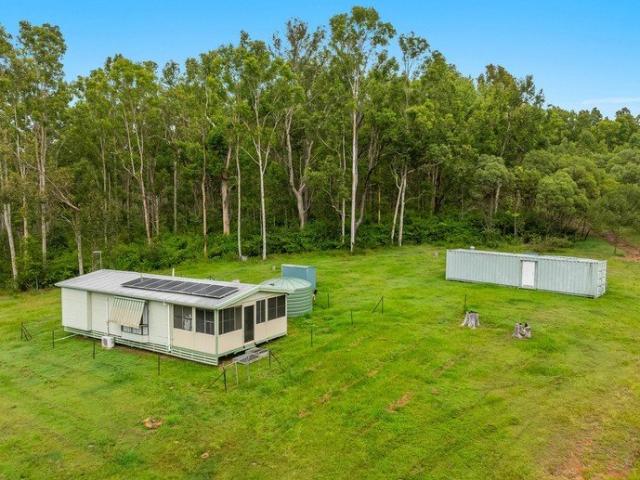 Cottage for sale in Lower Peacock, New South Wales
