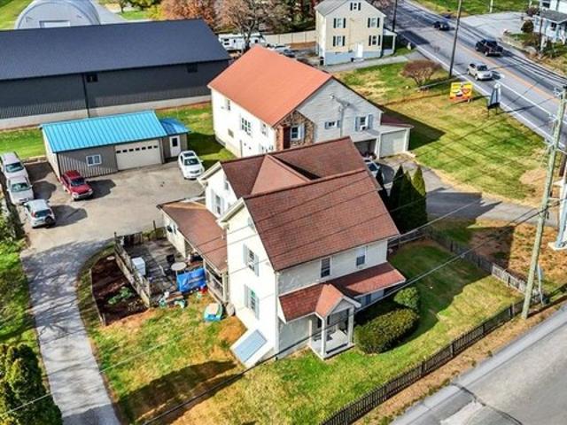 House for sale in Paradise, Pennsylvania