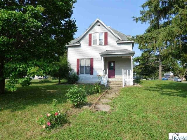 House for sale in Le Center, Minnesota
