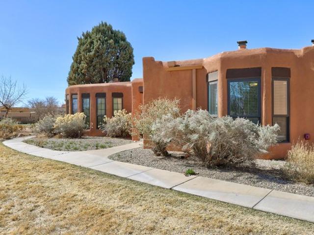 Condo for sale in Corrales, New Mexico