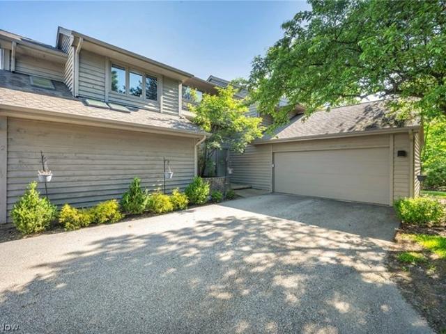 House for sale in Beachwood, Ohio