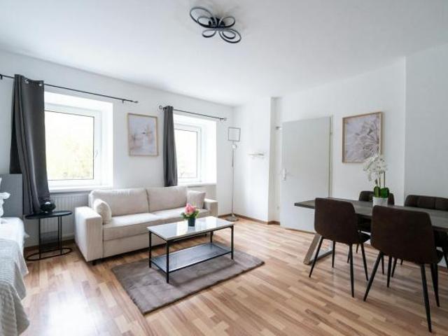 Etagenwohnung mieten in Kaltenleutgeben