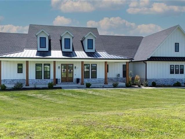 House for sale in Buchanan, Missouri