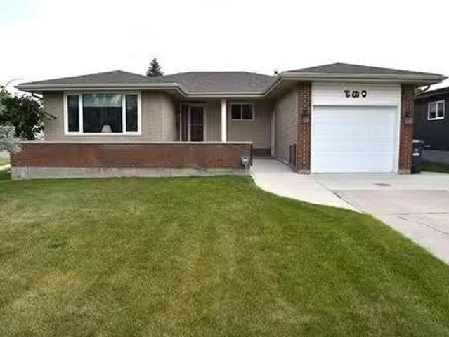 House for sale in East St. Paul, Manitoba