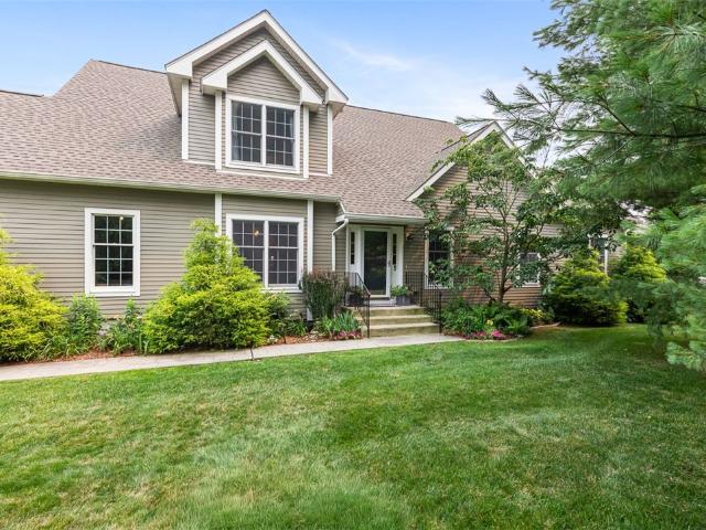 Condo for sale in Bristol, Rhode Island
