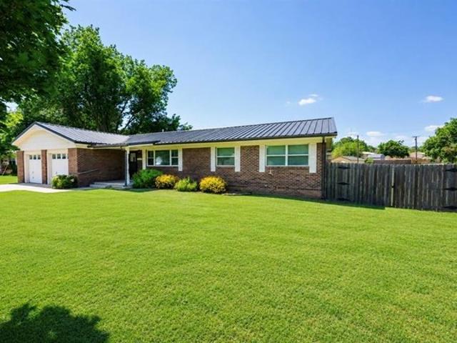 House for sale in Chickasha, Oklahoma