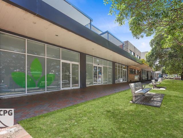 Retail for rent in Wollongong West, New South Wales