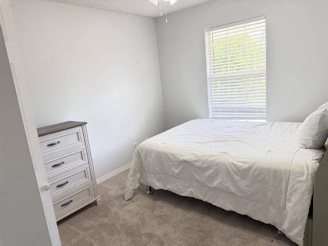 Room for rent in Fairhope, Alabama