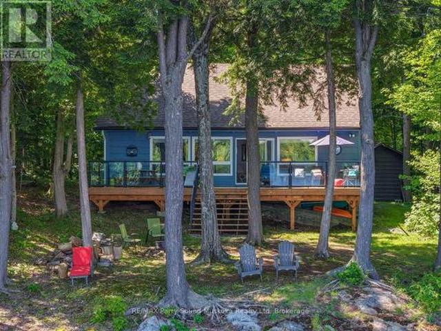 House for sale in Ontario