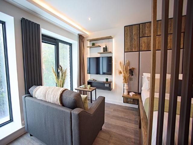 Studio for rent in West Yorkshire