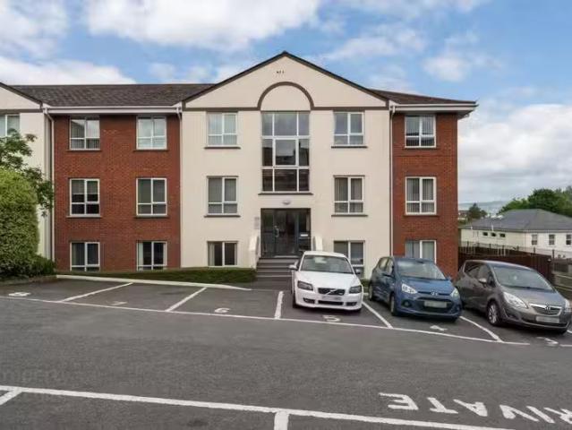 House for sale in Tuam, Connacht