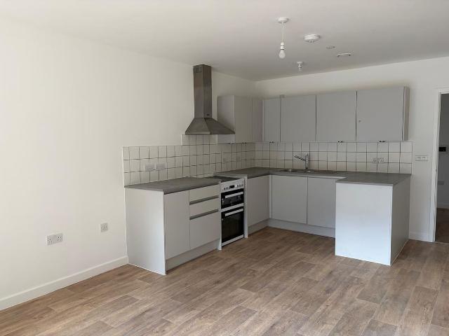 Apartment for rent in Thames View, Greater London