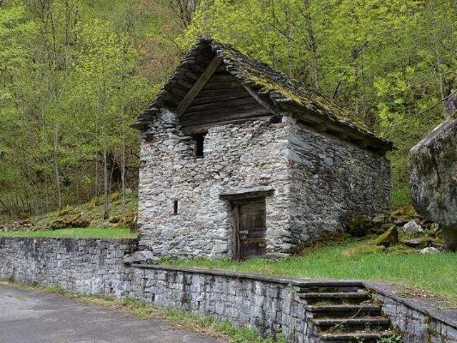 Immobilie kaufen in Niva, Vallemaggia, Tessin