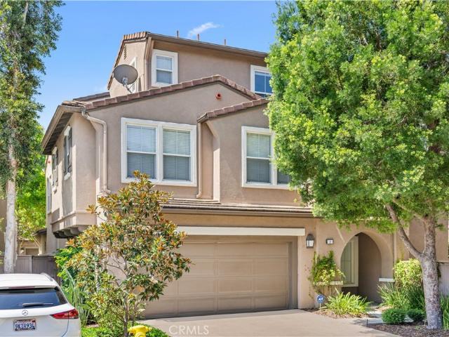 Condo for sale in Oak Creek, Irvine