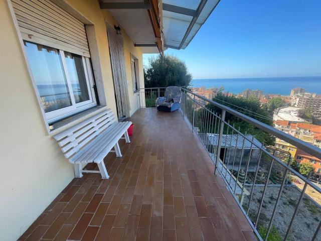 Appartamento in affitto a Ventimiglia, Liguria