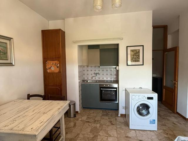 Appartamento in affitto a Marche, Macerata