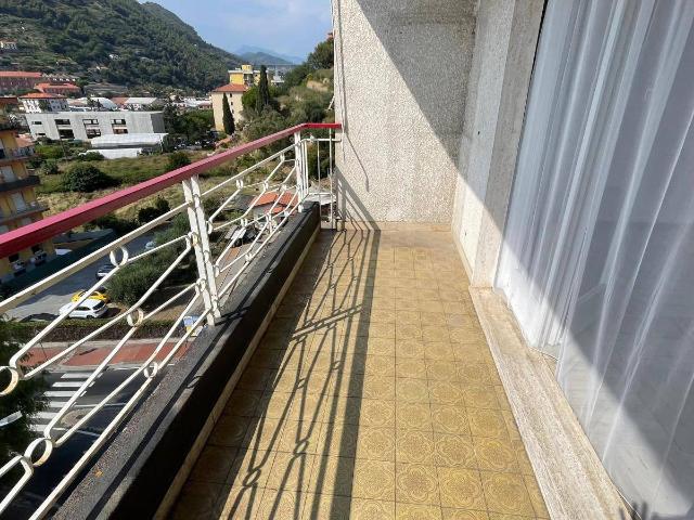 Appartamento in affitto a Vallecrosia, Liguria