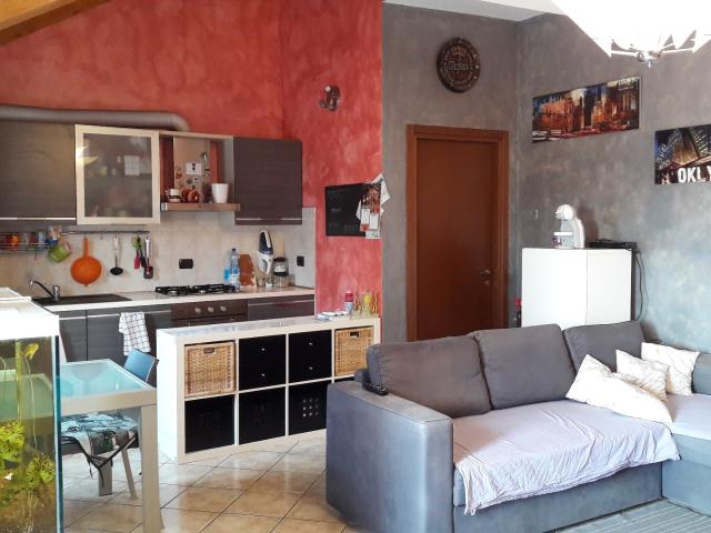 Appartamento in affitto a Roncello, Monza-brianza