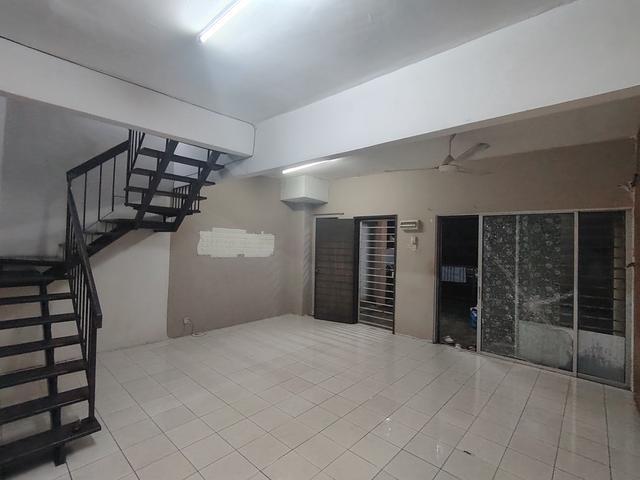 Terraced House for sale in Petaling, Subang Jaya
