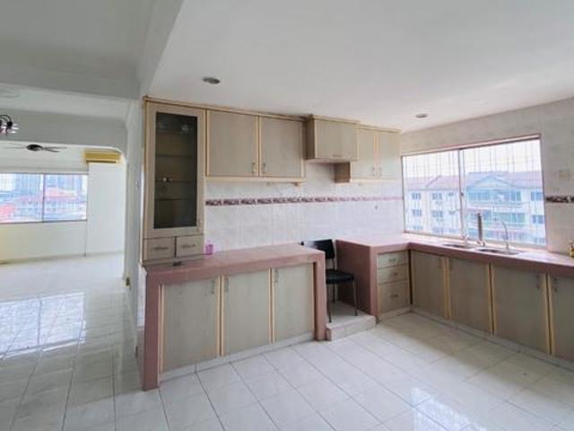 Apartment for sale in Kajang, Langat