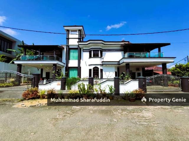 Bungalow for sale in Pahang
