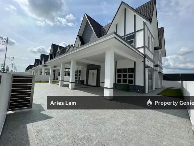 Bungalow for sale in Johor