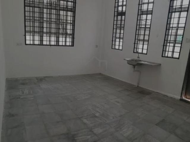 Bungalow for rent in Wellesley, Penang