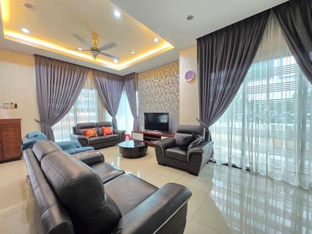 Bungalow for sale in Wellesley, Penang
