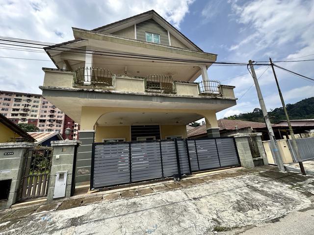 Bungalow for sale in Langat, Selangor