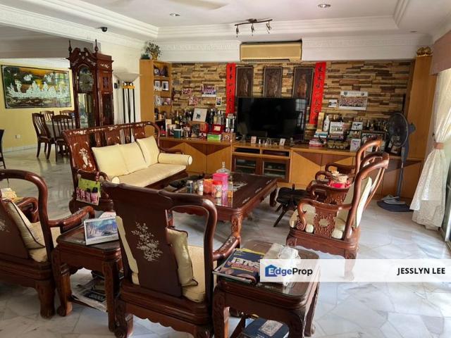 House for sale in Country Heights Damansara, Kuala Lumpur