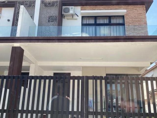 House for sale in Ulu Tiram, Johor