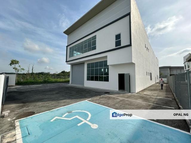 Warehouse for rent in Bukit Ledang, Johor