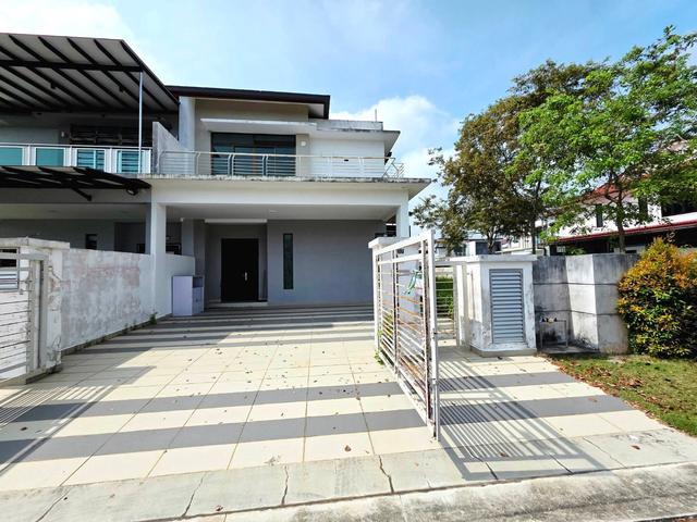 House for sale in Kota Tinggi