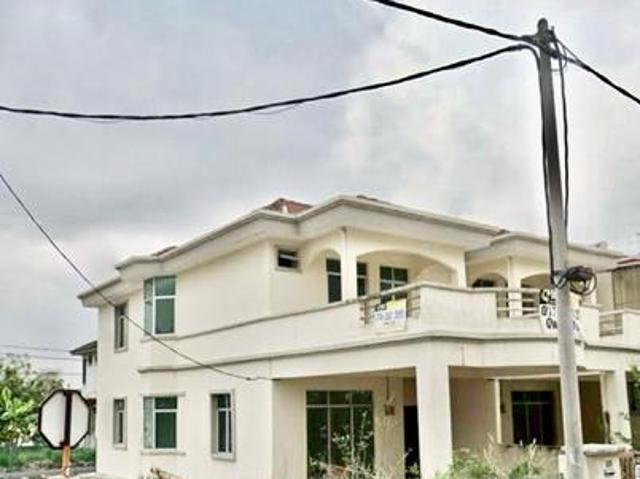 Terraced House for sale in Wellesley, Penang