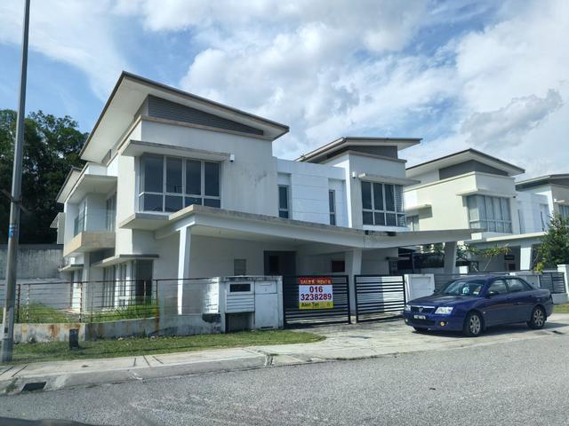 Residential House for sale in Petaling, Alam Impian