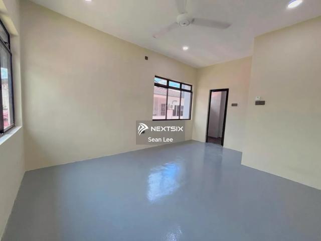 Residential House for sale in Kajang, Langat