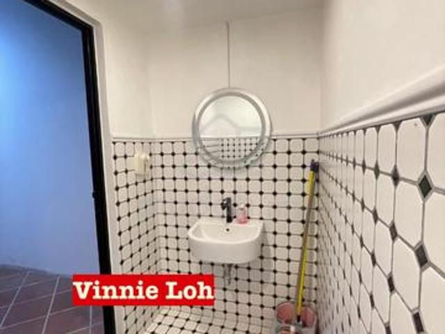 Warehouse for rent in Georgetown, Penang