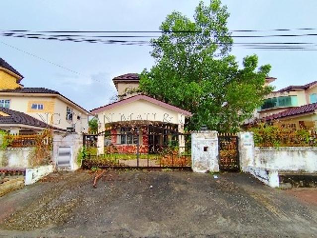 Residential House for sale in Perak, Selama
