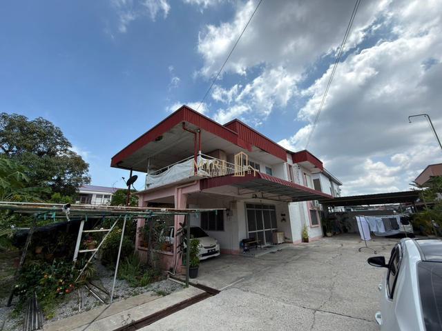 Bungalow for sale in Long Miri, Sarawak