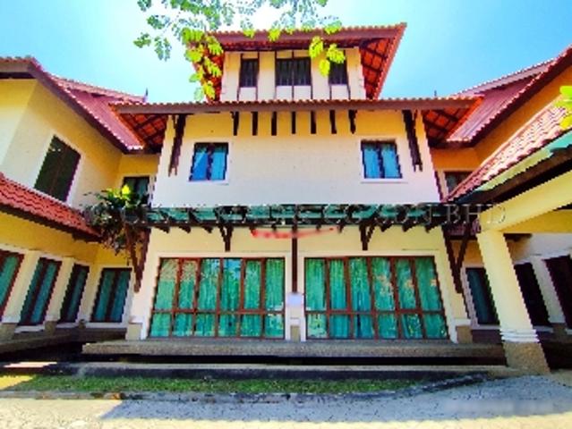 Residential House for sale in Country Heights Damansara, Kuala Lumpur