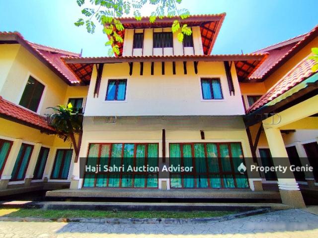 Bungalow for rent in Country Heights Damansara, Kuala Lumpur
