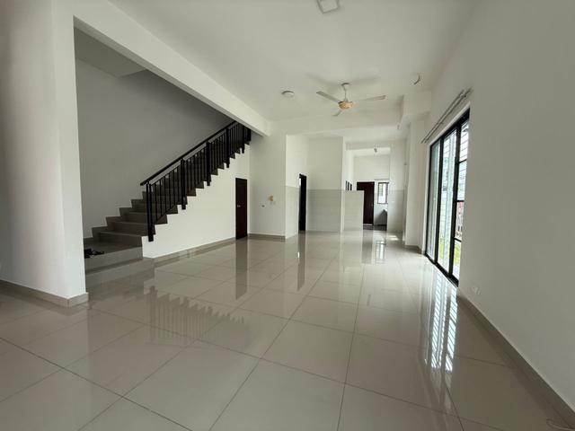 Residential House for rent in Petaling, Alam Impian