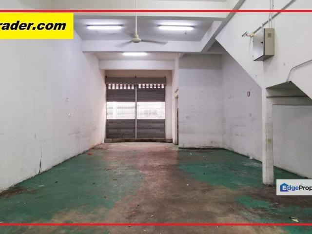 Warehouse for rent in Langat, Selangor